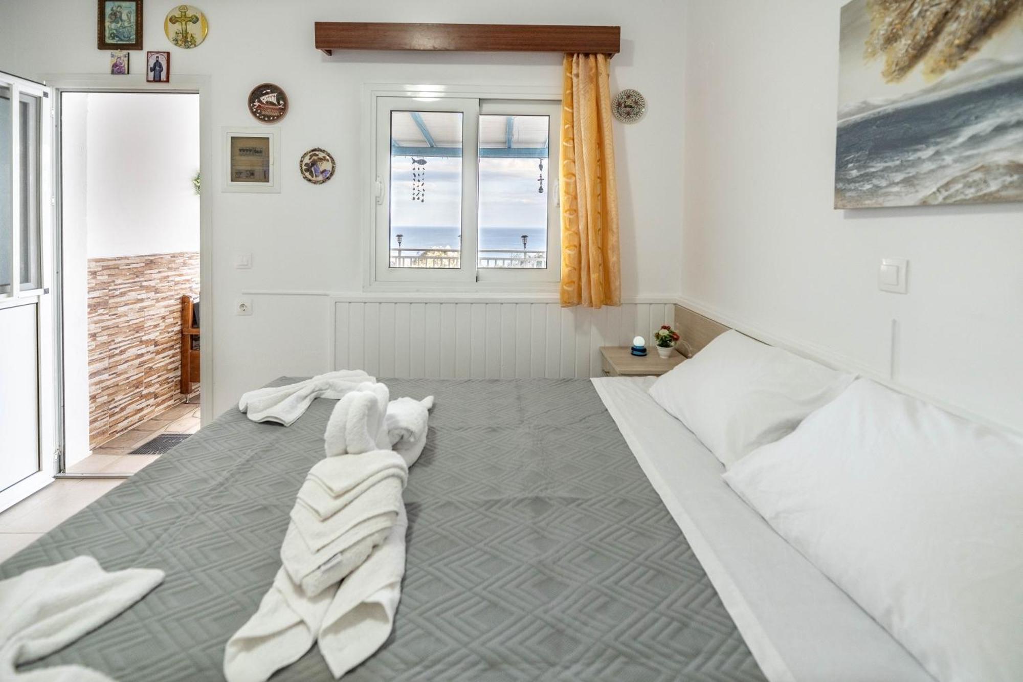 Springs Petronas Apartment Archangelos  Exterior photo