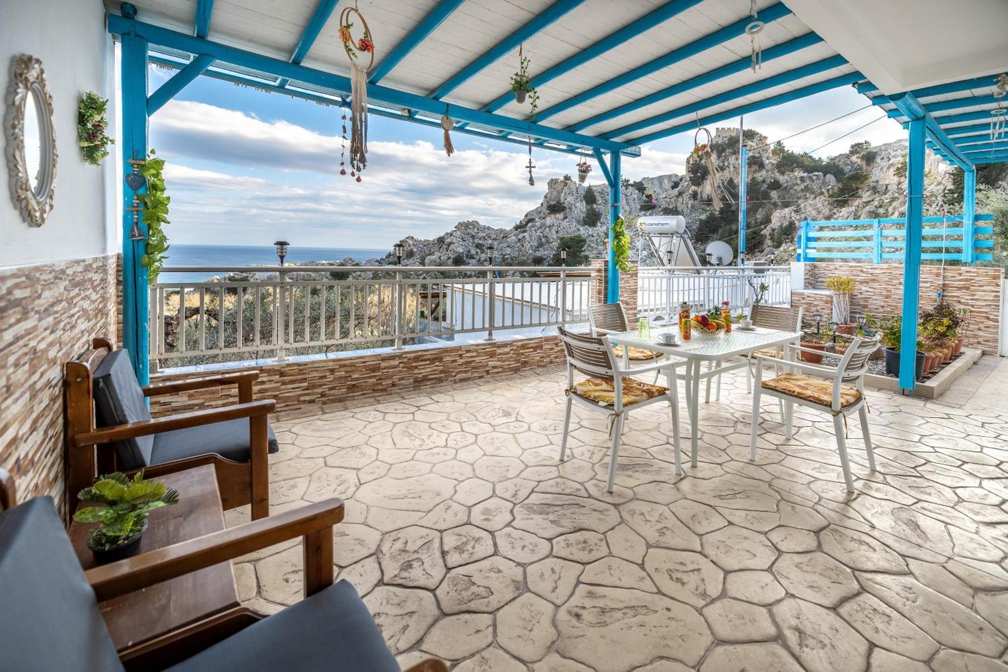 Springs Petronas Apartment Archangelos  Exterior photo